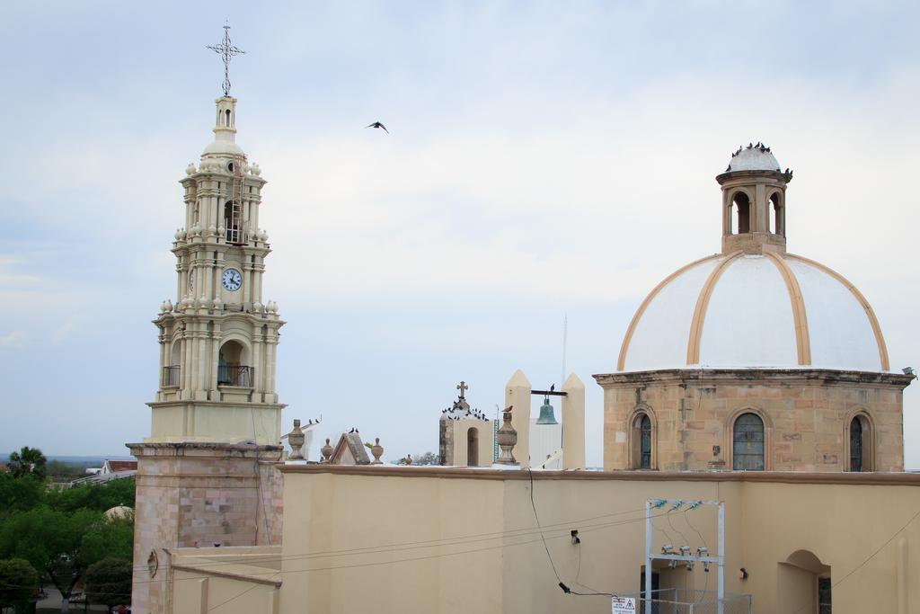 Guidi Hotel Linares Eksteriør billede