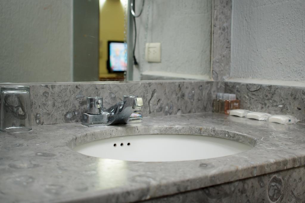 Guidi Hotel Linares Eksteriør billede