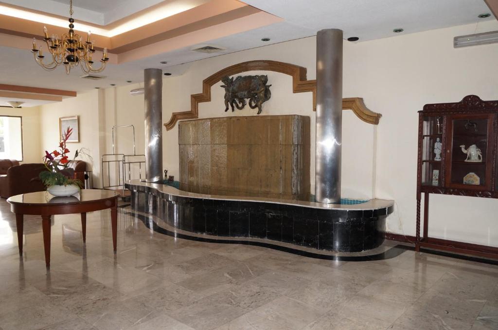 Guidi Hotel Linares Eksteriør billede